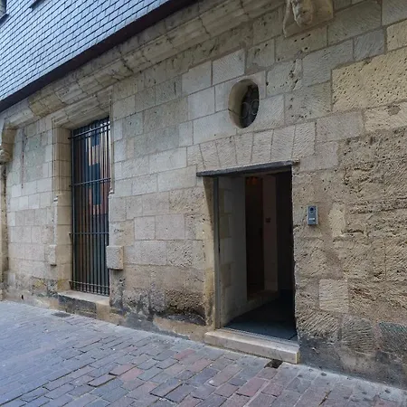 Apartament La Cour Du Grand Marche *