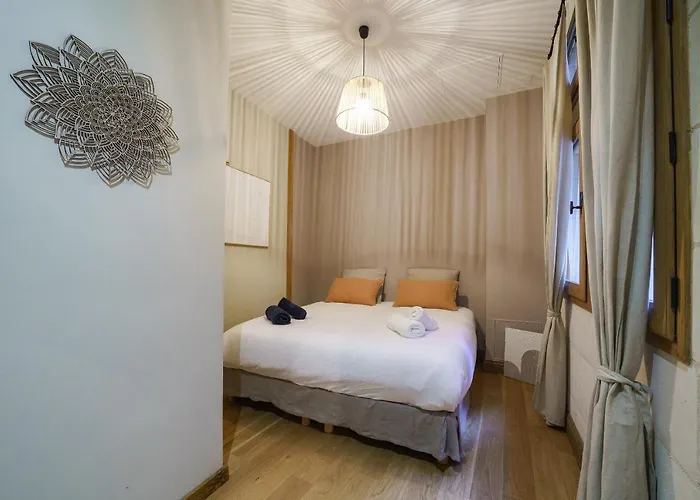 La Cour Du Grand Marche Apartament *