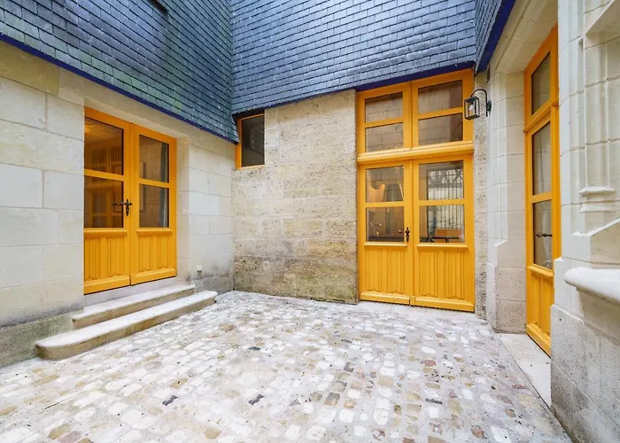 La Cour Du Grand Marche Apartment *